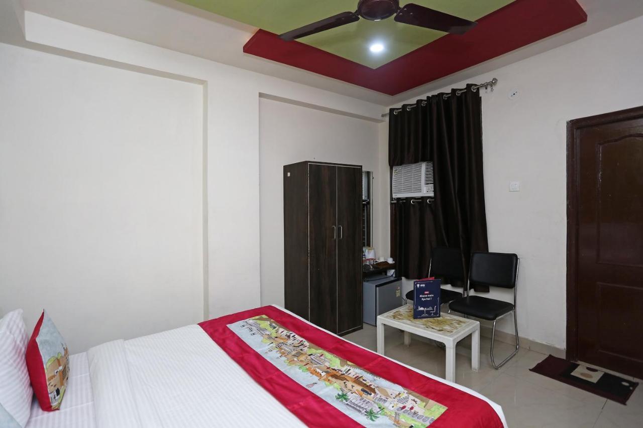 Oyo 7773 Hotel Simran Palace コーター エクステリア 写真